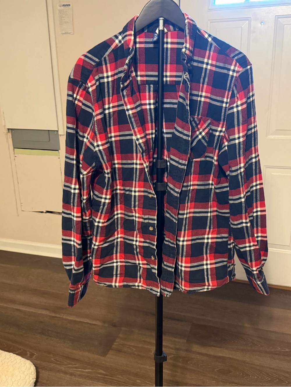 H&M Navy Red Plaid Button Down Flannel Shirt Mens Large 100% Cotton